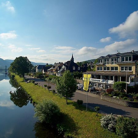 Bed and Breakfast Sonnenuhr à Commune fusionnée de Commune fusionnée de Bernkastel-Kues Extérieur photo
