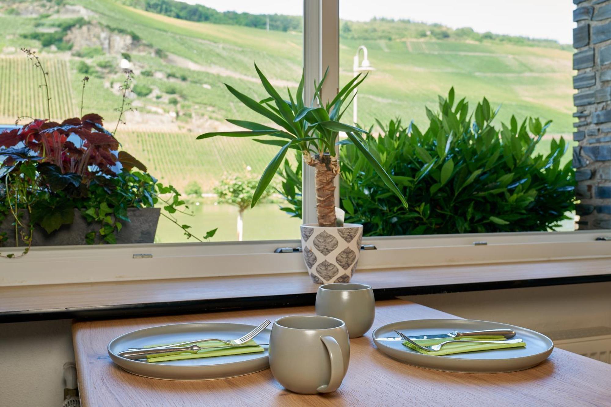 Bed and Breakfast Sonnenuhr à Commune fusionnée de Commune fusionnée de Bernkastel-Kues Extérieur photo